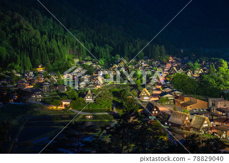 《Gifu Prefecture》 Sunset / early summer in Shirakawa-go 《Gifu Prefecture》 Sunset / early summer in Shirakawa-go 78829040