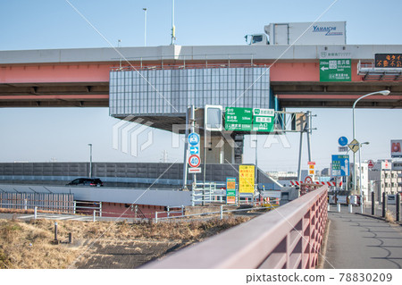 從鹿濱大橋到首都高速公路入口/東京都足立區鹿濱 78830209