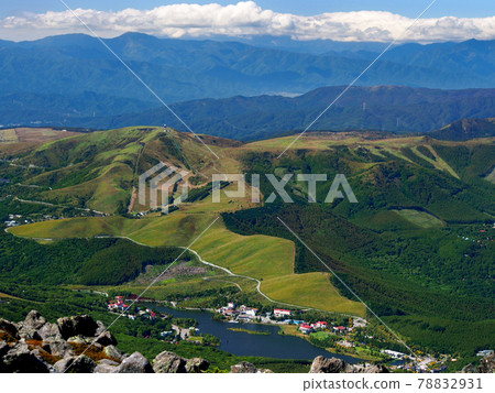 Kirigamine semi-natural grassland and Lake Shirakaba (view from Mt. Tateshina) 78832931