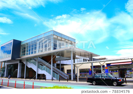 Scenery of Tajimi Station on the JR Chuo Main Line 78834576