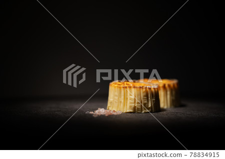 巴斯克芝士蛋糕岩鹽 巴斯克芝士蛋糕岩鹽 78834915