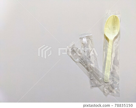 袋子裡的塑料勺子 袋子裡的塑料勺子 78835150