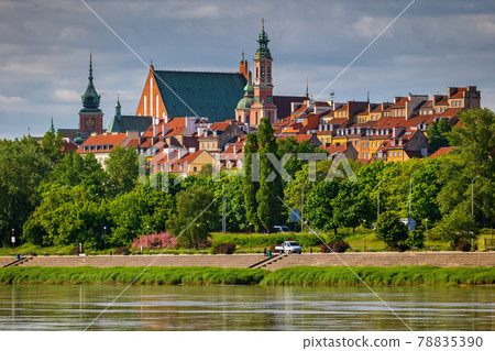 Riverside Skyline Of Warsaw City 78835390