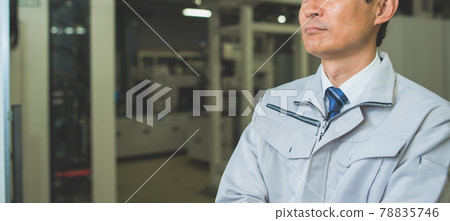 在生產/工廠工作的技術人員 78835746