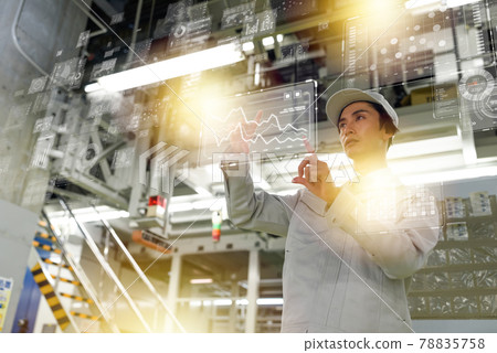 在生產/工廠工作的技術人員 78835758