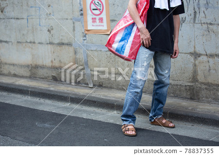 Street life walking homeless Street life walking homeless 78837355