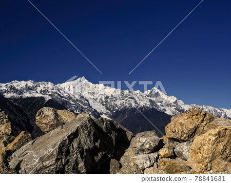 中國雲南梅里山 78841681
