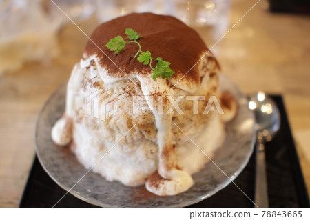 Tiramisu flavored shaved ice 78843665