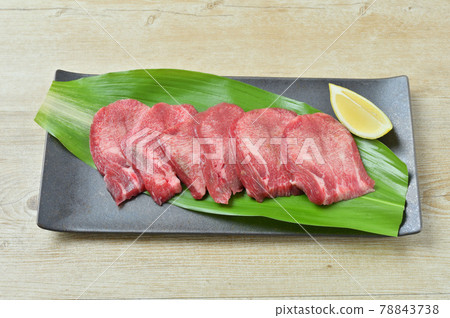 當地美食,當地美食,仙台牛舌(烤肉用生肉,未加熱)。 當地美食,當地美食,仙台牛舌(烤肉用生肉,未加熱)。 78843738