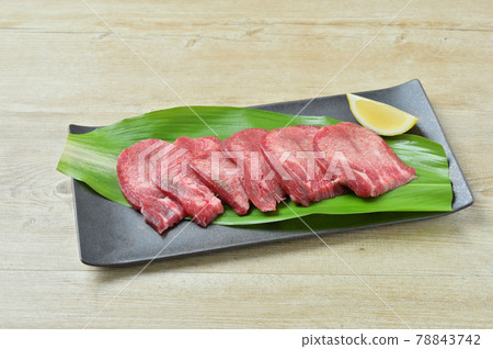 當地美食,當地美食,仙台牛舌(烤肉用生肉,未加熱)。 當地美食,當地美食,仙台牛舌(烤肉用生肉,未加熱)。 78843742