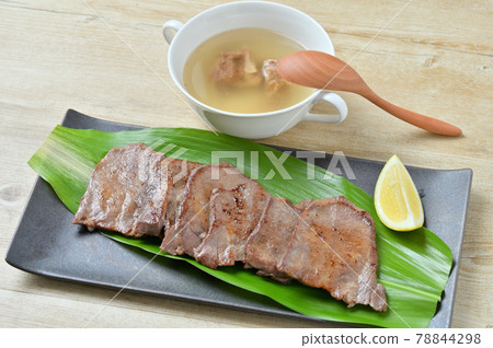 Local cuisine, local gourmet, Sendai beef tongue. Beef tail soup. 78844298