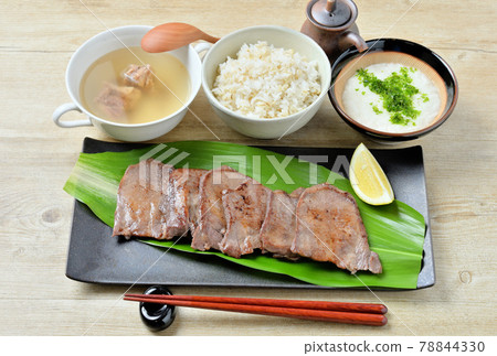 Local cuisine, local gourmet, Sendai beef tongue. Barley rice (tororo soup) and beef tail soup. Beef tongue set meal. Local cuisine, local gourmet, Sendai beef tongue. Barley rice (tororo soup) and beef tail soup. Beef tongue set meal. 78844330