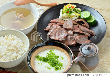 Local cuisine, local gourmet, Sendai beef tongue. Barley rice (tororo soup) and beef tail soup. Beef tongue set meal. 78844336