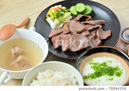 Local cuisine, local gourmet, Sendai beef tongue. Barley rice (tororo soup) and beef tail soup. Beef tongue set meal. 78844339
