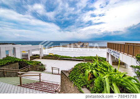 Scenery at Motomachi Port Passenger Waiting Area on Izu Oshima 78845738