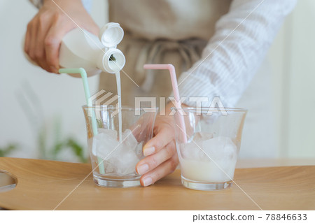 Summer drink juice 78846633