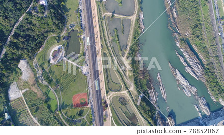 台灣天拍 78852067