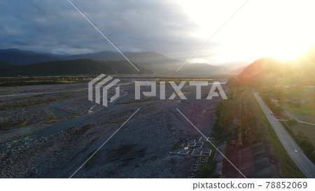 台灣天拍 78852069