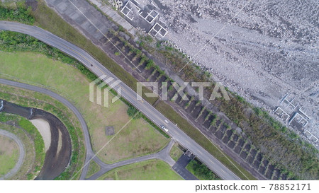 台灣天拍 78852171