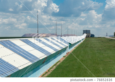 A conveyor with a length of several kilometers 78852816