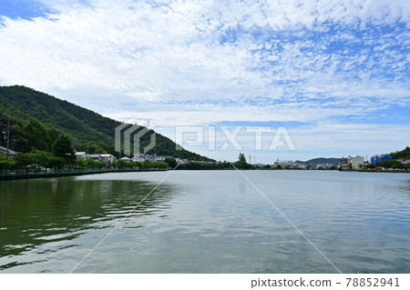 Ogase pond and irrigation pond Ogase pond and irrigation pond 78852941