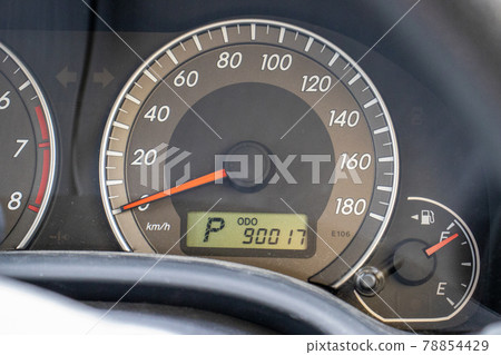 【汽車】里程超過9000公里和90000公里 78854429