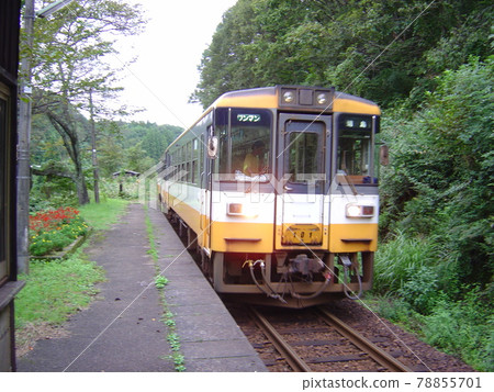 Noto Railway Noto Line Kanami Station 78855701