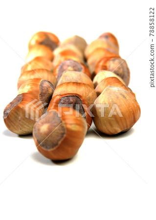 Hazelnuts 78858122