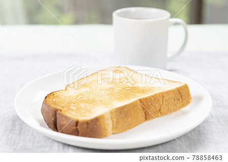 美味的早餐吐司和咖啡 美味的早餐吐司和咖啡 78858463