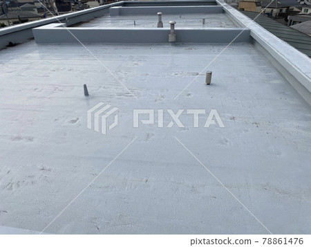 A flat rooftop with ventilation buffer waterproofing A flat rooftop with ventilation buffer waterproofing 78861476
