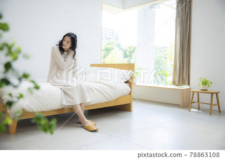 睡眠圖片身體狀況不佳 78863108