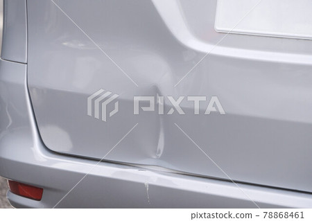 車身凹痕後保險槓 78868461