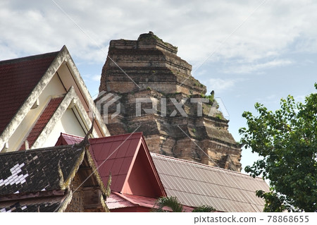 Wat chedi luang temple at chiang mai Thailand Wat chedi luang temple at chiang mai Thailand 78868655