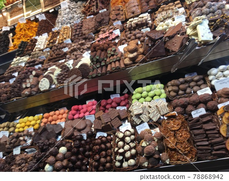 Chocolate market 78868942
