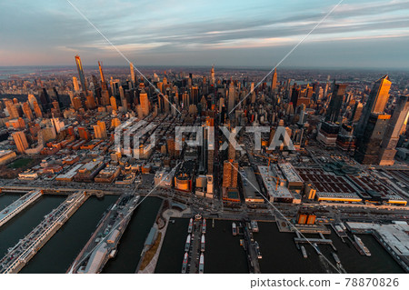 Midtown Manhattan in New York City 78870826