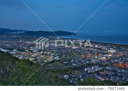 [Overlooking Nobeoka City from Atagoyama Observatory (Night)] Atagoyama, Nobeoka City, Miyazaki Prefecture 78871460