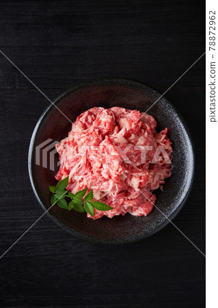 Cut off domestic Wagyu beef 500 grams Cut off domestic Wagyu beef 500 grams 78872962