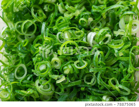 Chopped green onions Kujo green onions 78875065