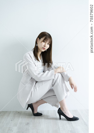 酷的女商人 酷的女商人 78879602