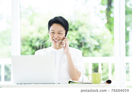 男性遠程辦公智能手機 男性遠程辦公智能手機 78884059