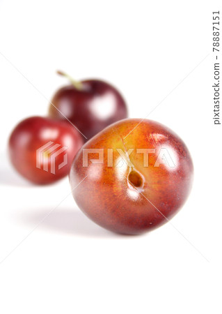 Plums Plums 78887151