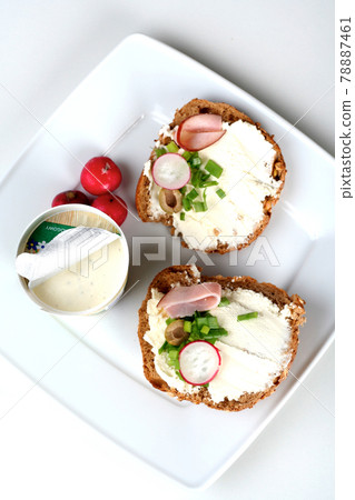 Light breakfast Light breakfast 78887461