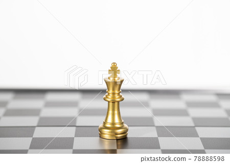 The gold king chess alone on the chess board , business strategy The gold king chess alone on the chess board , business strategy 78888598