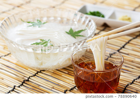 Somen noodles, somen noodles, chopsticks 78890640