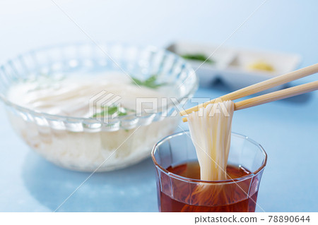 素面,素面,筷子 素面,素面,筷子 78890644