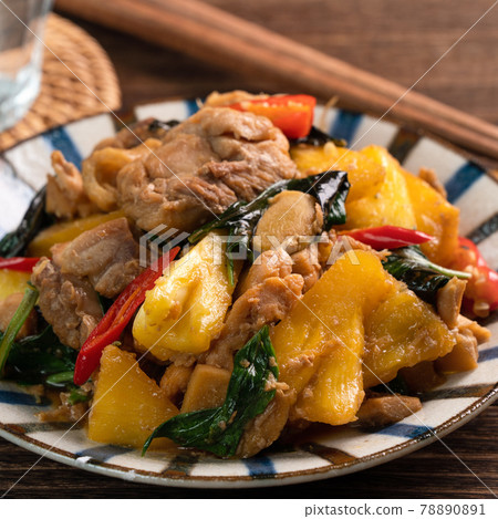 鳳梨三杯雞 鳳梨 三杯雞 雞肉 肉 炒菜 Pineapple Three Cup Chicken 鳳梨三杯雞 鳳梨 三杯雞 雞肉 肉 炒菜 Pineapple Three Cup Chicken 78890891