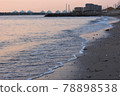 Beach at dusk 78898538