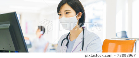 女醫生帶著面具 78898967