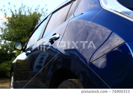 Shine of coated car when washing 78900353