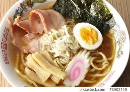 A bird's-eye view of a simple soy sauce ramen that you can eat at a stall with char siu, menma, Naruto, etc. A bird's-eye view of a simple soy sauce ramen that you can eat at a stall with char siu, menma, Naruto, etc. 78902539